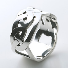 Celtic style ring 
