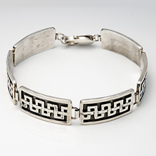 Silver celtic style heavy linked bracelet 